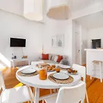 Apartman Whome Elegant Flat In A Top-notch Location